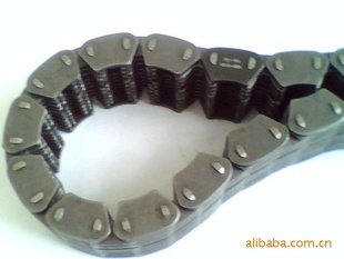 原厂配套四驱中马变速箱分动箱链条在矿山机械中的应用与价值